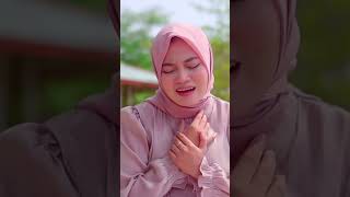 Download lagu TAJAMNYA KARANG - REVINA ALVIRA mp3 Download lagu TAJAMNYA KARANG - REVINA ALVIRA mp3