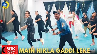 Main Nikla Gaadi Leke  Dance Video  Zumba Fitness 