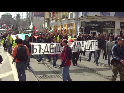 Protesto em Sofia 10.03.2013 na avenida Knyaginya Maria Luiza em Full HD