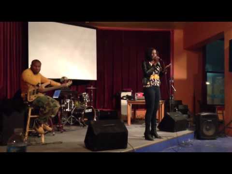 Mahogany Jones delivering some Freestyle Worship at ILL Nig