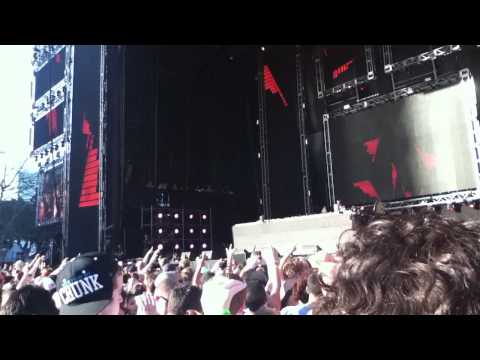 Martin droppng some SHM @ Ultra Music Festival