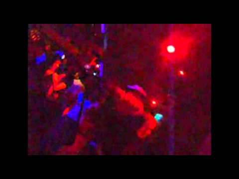 TORR - Munca ilegala (Live in club Afrika)