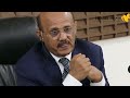 لهذه الاسباب.. البنك المركزي في صنعاء يوقف حولات الحزمي وشركة صرافة