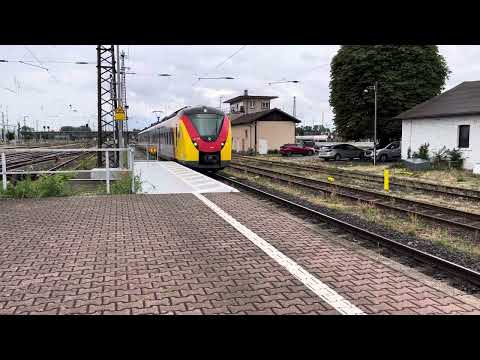Einfahrt HLB RB49 in den Bahnhof Hanau aus Gießen