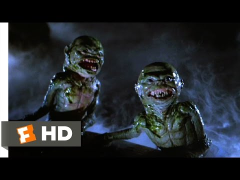 Ghoulies (7/11) Movie CLIP - Ghoulies in the Pond (1985) HD