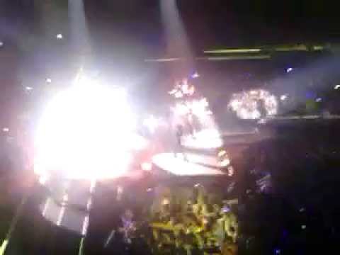 130602 SS5INA Day 2 - Dancing Out