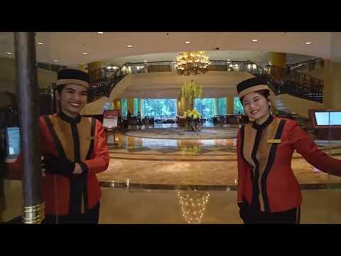 Makati Shangri-La, Manila: Where the City Gathers