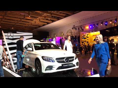 трендсеттер Mary Kay ® Татьяна Марфенко на показе GOGA NIKABADZE