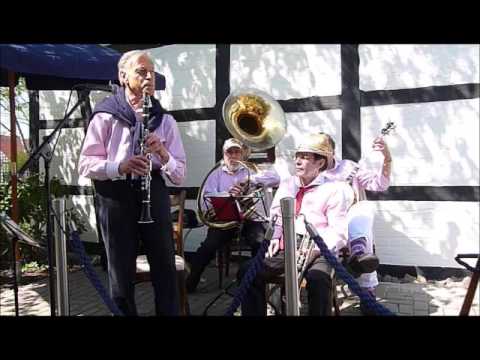 Tin Roof Blues in Ahrensburg- Black Jass