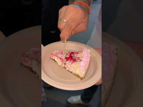 5-Star🌟Chef Selling Streetside Cheesecake🤯 #shorts #delhistreetfood #dessert #ashortaday