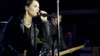 Savages - When In Love [4K] (live @ Mercury Lounge 1/28/15)