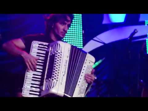 Lucas e Diogo - Amor no Carro (Oficial)