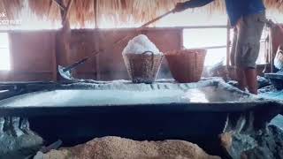 preview picture of video 'PASUQUIN SALT MAKING // ILOCOS NORTE'