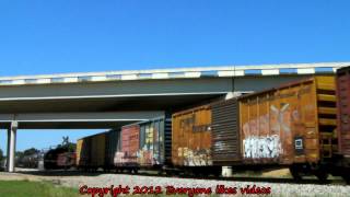 preview picture of video 'Chicago Northwestern (CNW 8646) at Bowie, Tx. 08/19/2012 ©'
