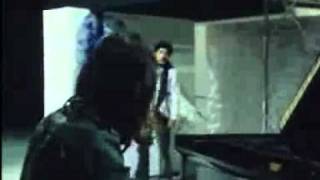 Michel Polnareff - Né dans un ice cream (La lucarne magique, oct. 1971).avi