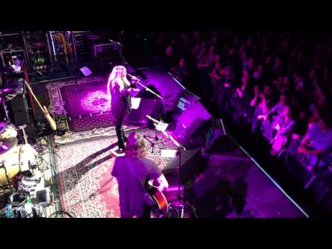 Thumbnail for Dave Grohl and Stevie Nicks perform "Landslide" Live - BEST VERSION by Stevie Nicks, Magic!, R.E.M., Dave Grohl, Fleetwood Mac, Songwriter