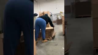 Graphic packaging