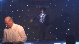 preview picture of video 'Frans Duijts en Michael Jackson 2e avond Pronkzitting Megen 2010'