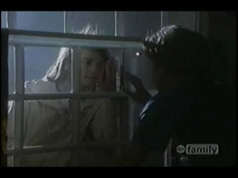 To the Wonder (Clip 'Right Moment')