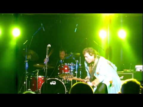 MUD live @ Den Hille Zwevezele 2012 The Cat Crept In