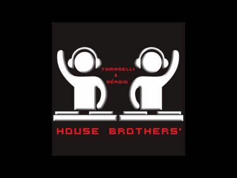 Showtek vs Henry Fong & Toby Green - Slow Revival (House Brothers' Mashup)