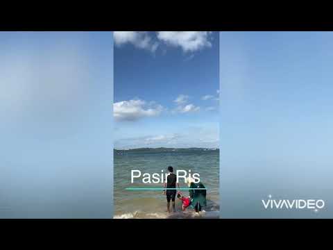 Firas and Dhia Playing Sand