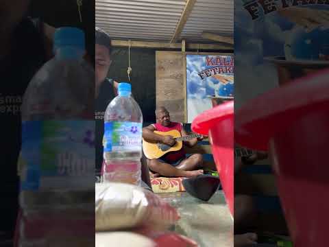 Kemo Fakaamu( Kalapu Fetakinima )