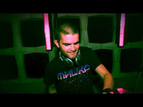 UNRELEASED PLASTICIAN RINSE FM BOXING DAY BONANZA 2007 DUB MIX PART 1
