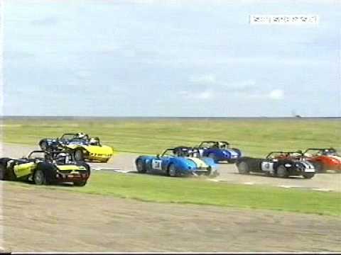 Ginetta pile-up at Rockingham 2005