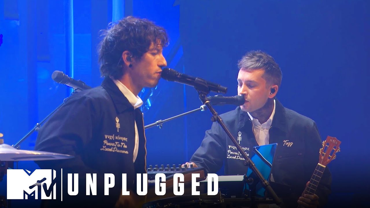 Twenty One Pilots Perform “Stressed Out” | MTV Unplugged
