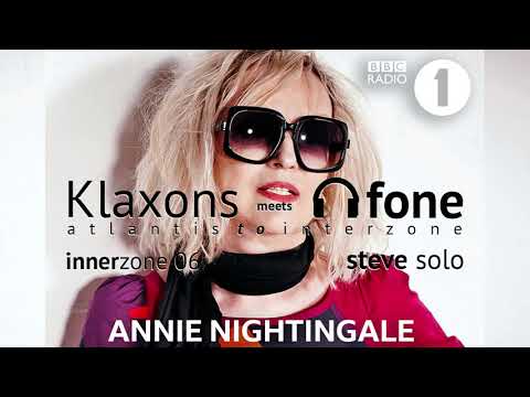 Annie Nightingale plays Hedfone - Radio 1