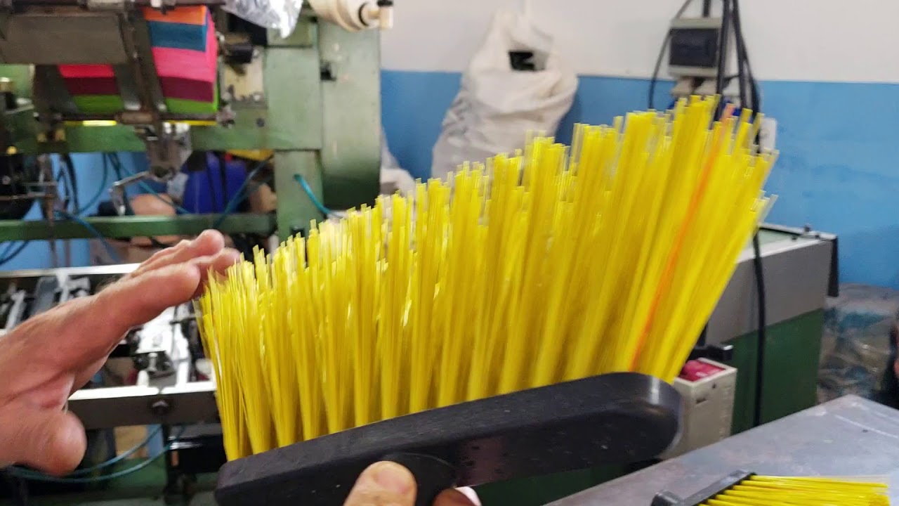 Máquina de Vassouras Tabuti