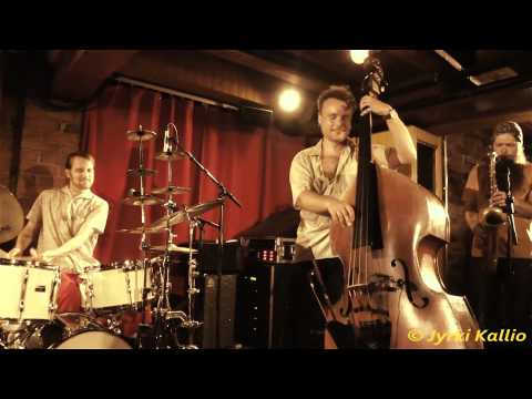 Black Motor & Pekka Rechardt - Improvisation (video Jyrki Kallio)