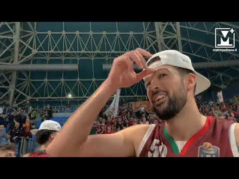 La Reyer Venezia festeggia la vittoria della Coppa Italia 2020