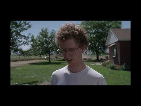 Napoleon Dynamite : Uncle Rico’s first scene  hilarious 🏈