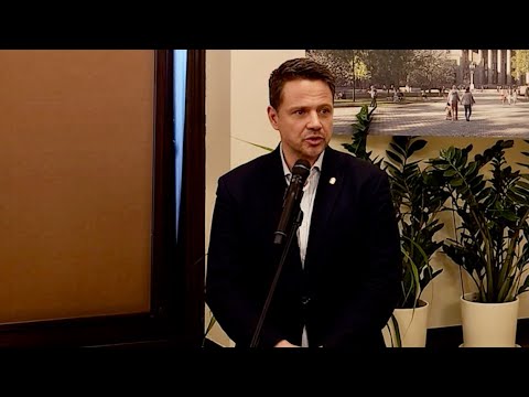 Dlaczego prezydent Trzaskowski unika debat