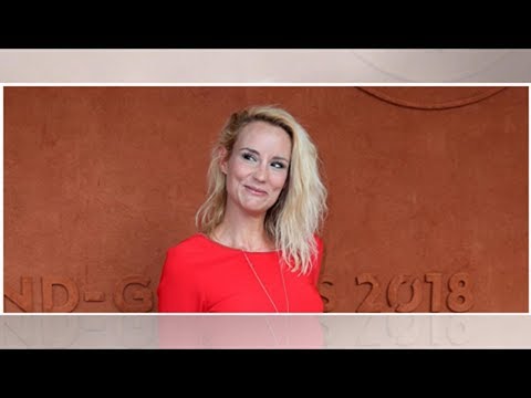 PHOTO – Elodie Gossuin, sublime en maillot de bain, s’amuse à poser comme Pamela Anderson !23/2/2019