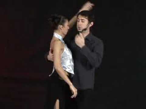 Learn to dance Tango