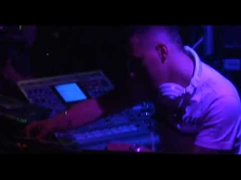 [LIVE SET FULL] Dj Furax @ Complexe Cap'tain ( DVD Collector ) Partie 1