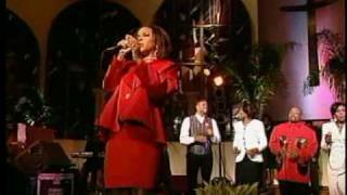 Kurt Carr &amp; The Kurt Carr Singers - Shout