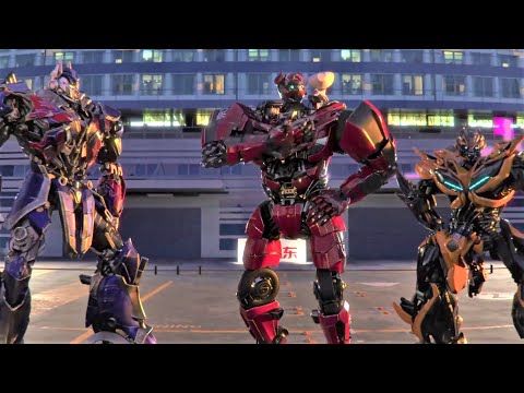 Lifestyle - Movie | Bumblebee and Optimums Prime in mission red | Transformers