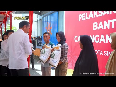 JOKOWI TINJAU KOMPLEK BULOG SINGKAWANG