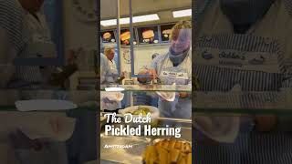 Dutch Street Food 🐟 #pickle #streetfood #amsterdam #streetlife #walkingtour