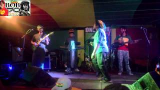 Gomes Brasil e Banda Dab Brothers - Rich Man Poor Man - The Gladiators Reggae Clube 17 01 15