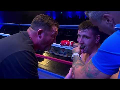 Rocky Rudkin vs Lenny Butlin