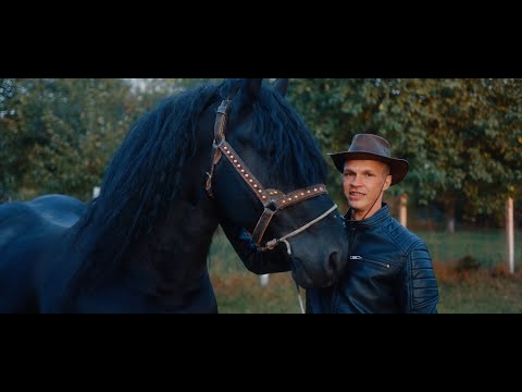 Ionut Nemes - Caii negrii semigrei 🐴 (Official Music Video)