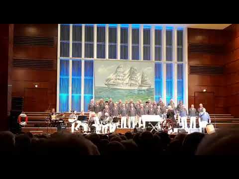 Rudolf-Oetker-Halle am 16.04.2023 "Lieder von See". 50 Jahre Shanty Chor MK Bielefeld (2)