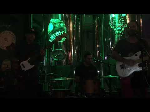 BANDA NEVERMIND - I´M YOURS / BILLIONAIRE (CERVEJARIA HOFFEN)