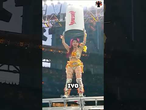 IYO SKY VỚI PHA KNOCKOUT ĐỈNH CAO NHẤT WWE  (@wweespanol)