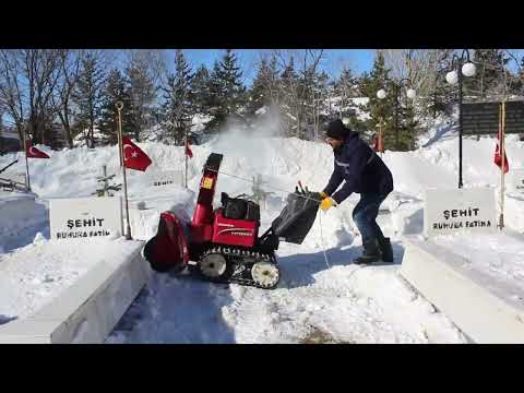 Aziz Şehitlerimizin Kabirlerinin Bakım ve Temizlik Çalışmaları